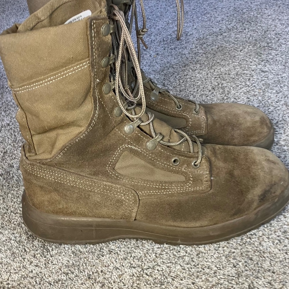 Belleville C390 Mens Coyote Tan Suede Vibram Military Combat Boots 9.5 USA Made